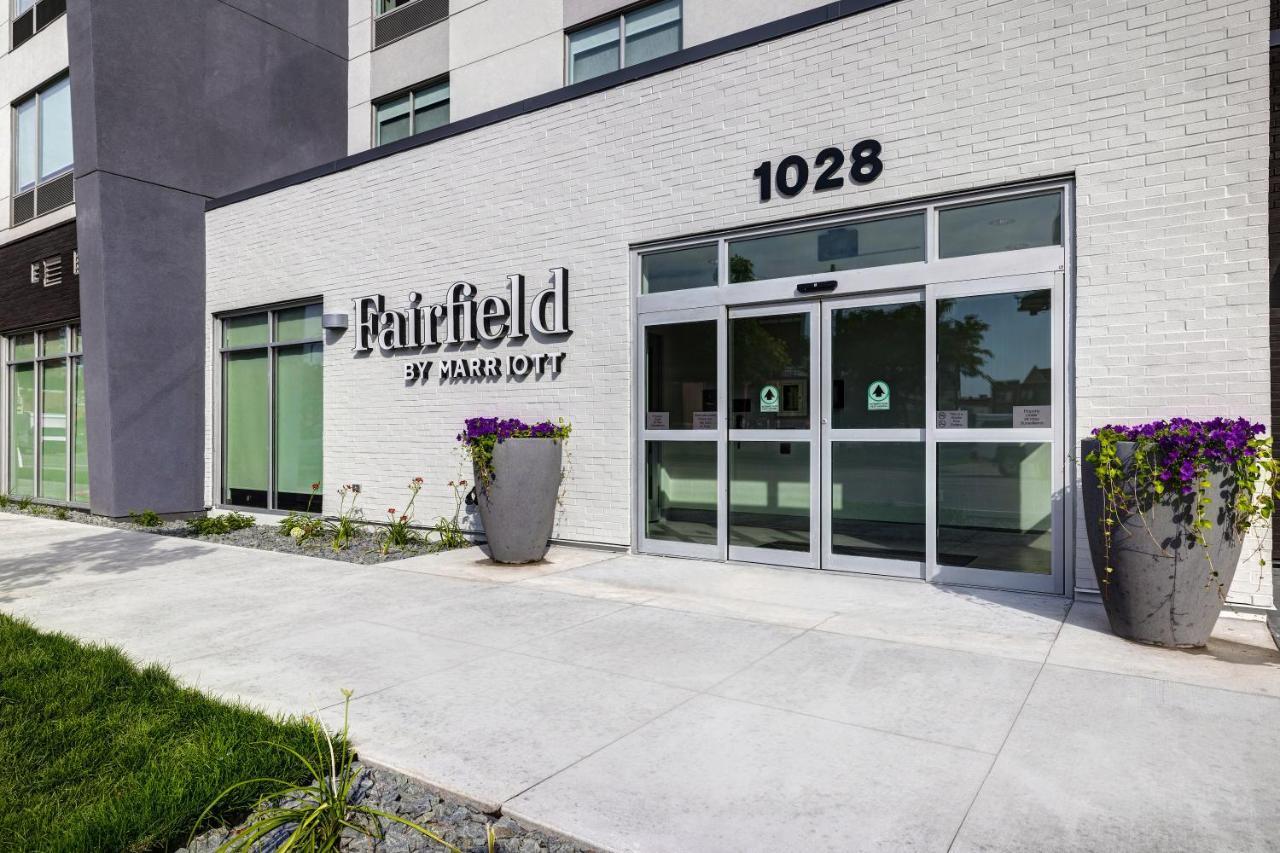 Fairfield By Marriott Inn & Suites Minneapolis Downtown Exterior photo